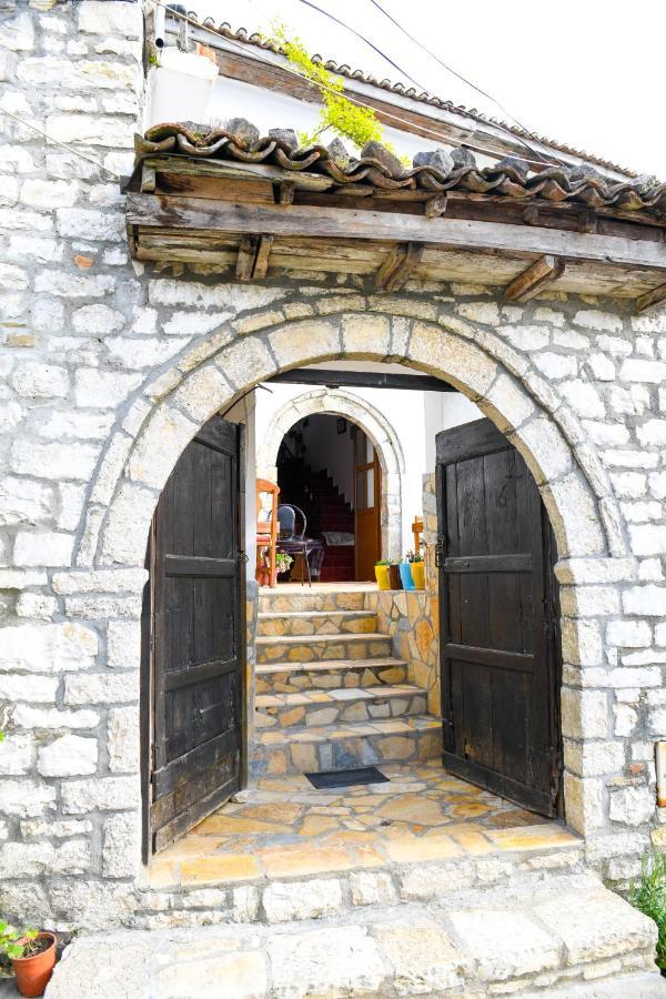 Guest House Luli بيرات المظهر الخارجي الصورة