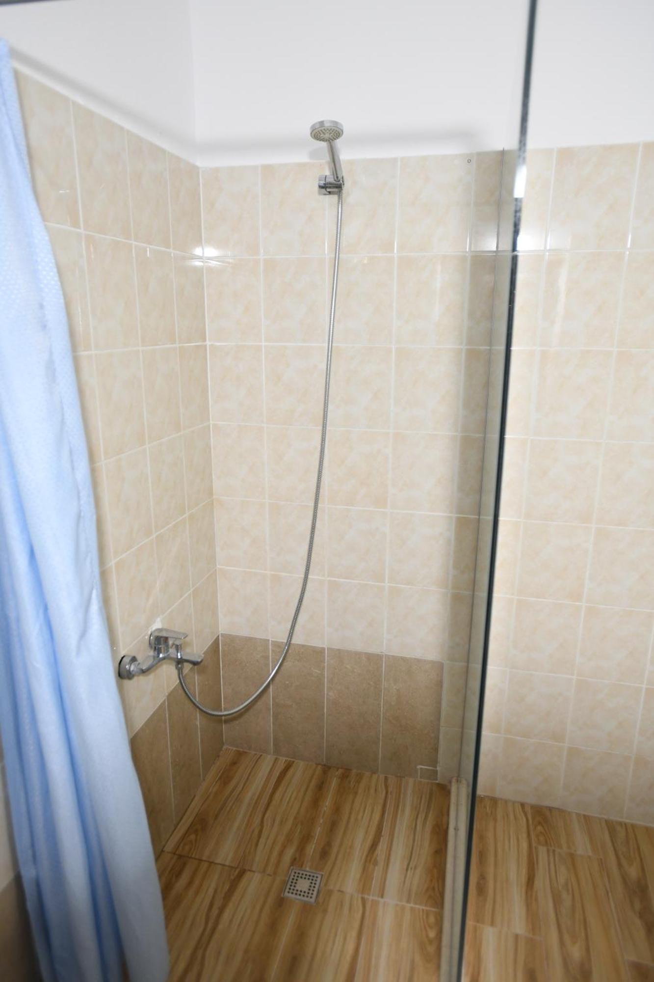 Guest House Luli بيرات المظهر الخارجي الصورة